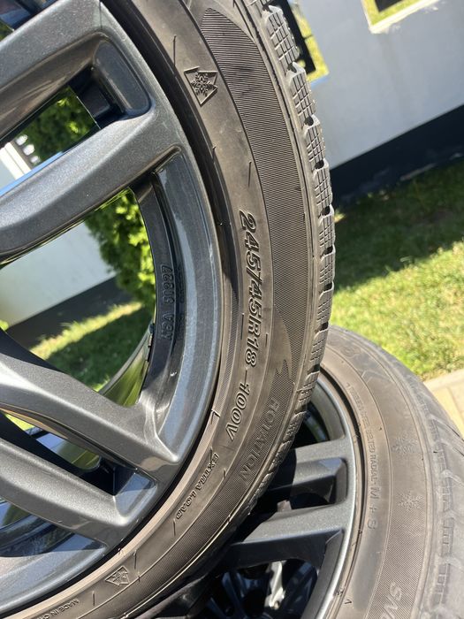 Jante 8x18 / 5x120 / 245/45 R18 100V