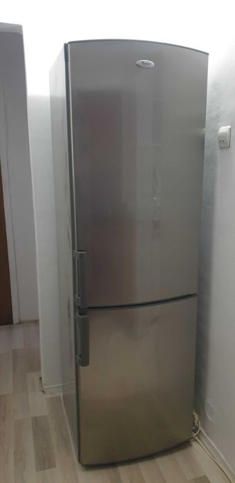 Frigider Wirlpool Total No Frost
