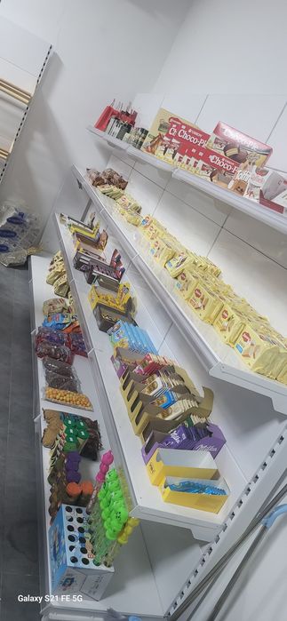 Продам стеллажи б/у