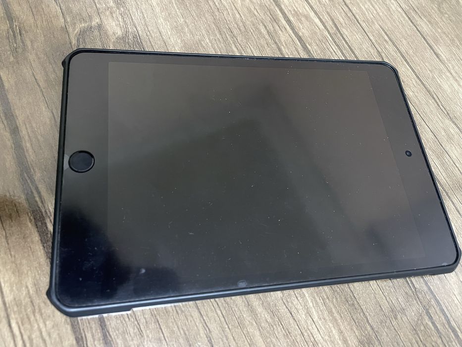 I pad 5 mini 64 gb