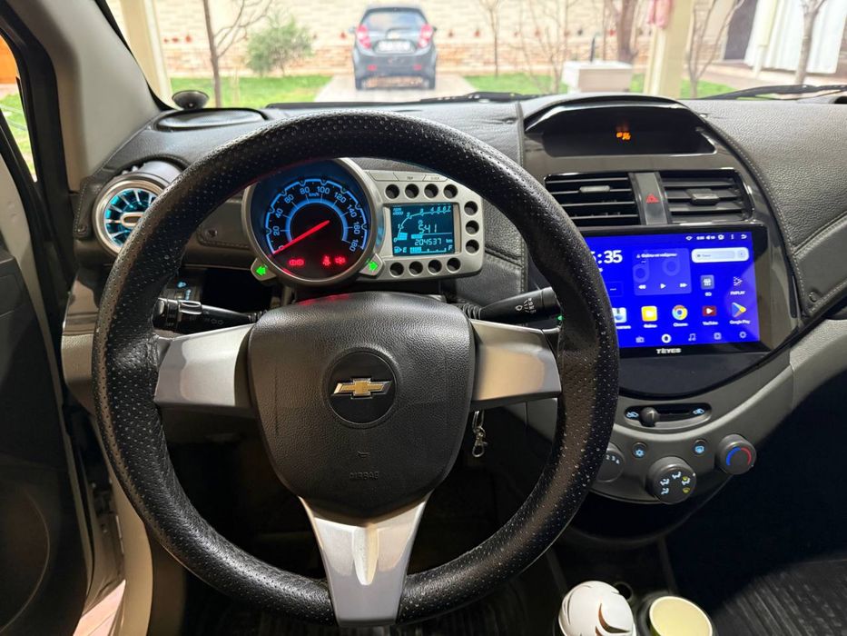 Spark Sotiladi 2015 yil Kraska Top Tozza