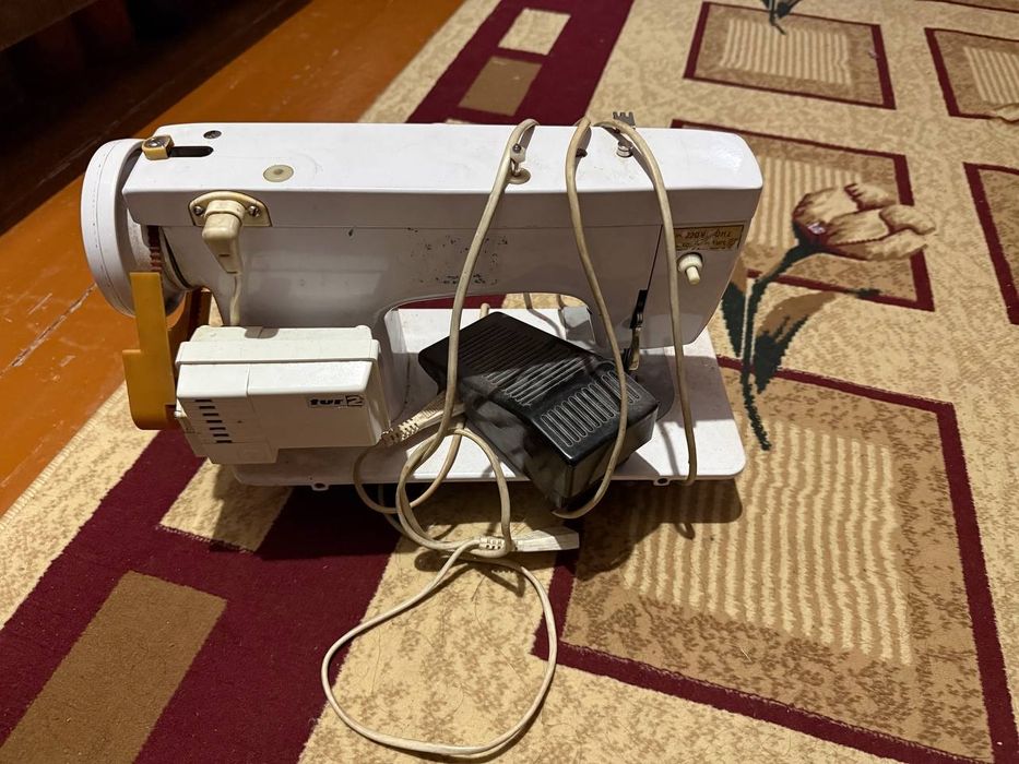 Мебель, машина,двери