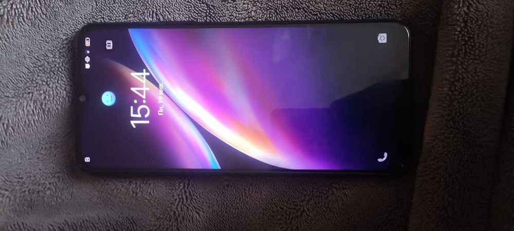 продам vivo y20 торг