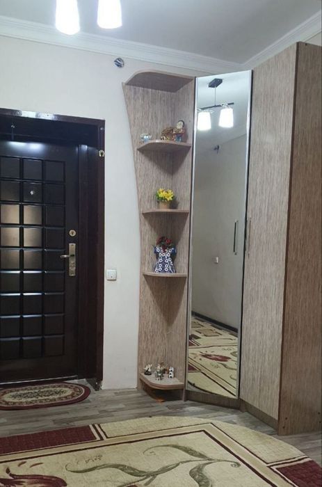 2 хонали Жар-Арик Ибн Сино бозорча якин гиштли дом