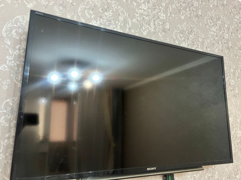 Отличный телевизор SONY