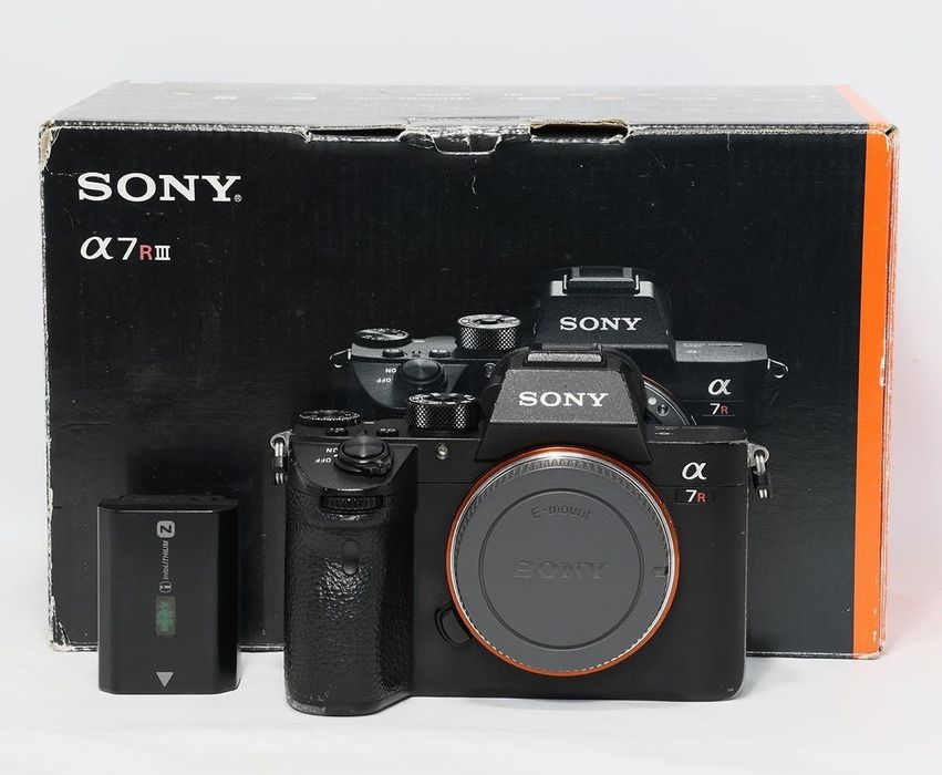 Sony A7R lll 3 - (ideal)