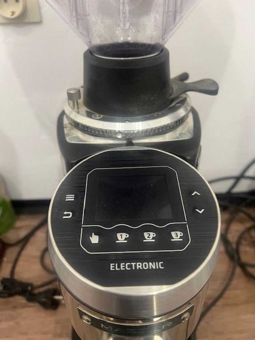Професионална кафемелачка MAZZER MAJOR V electronic