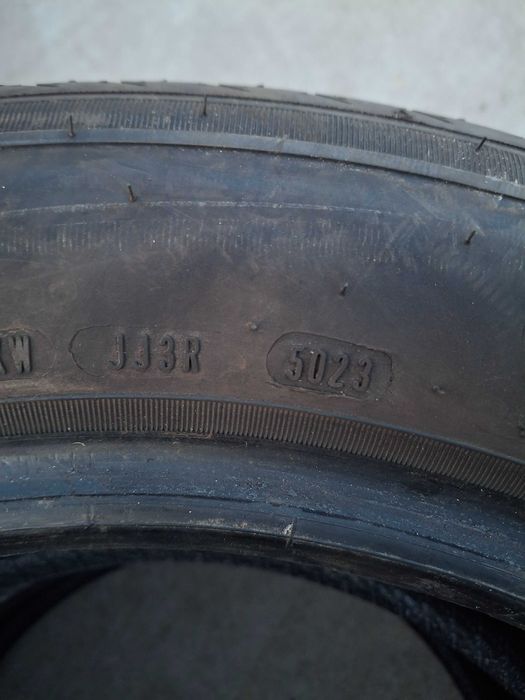 2бр. зимни гуми 205/60/16 DOT 5023
