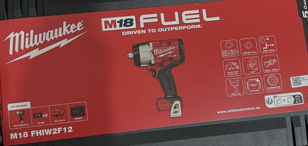Гайковерт Milwaukee M18    2034NM