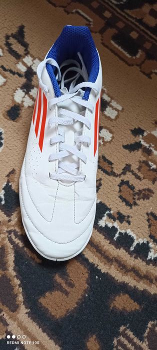 Încălțăminte fotbal adidas