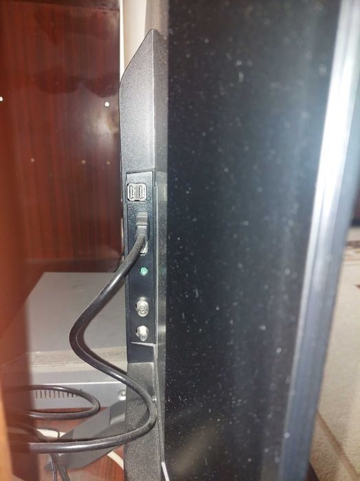 Продавам телевизор