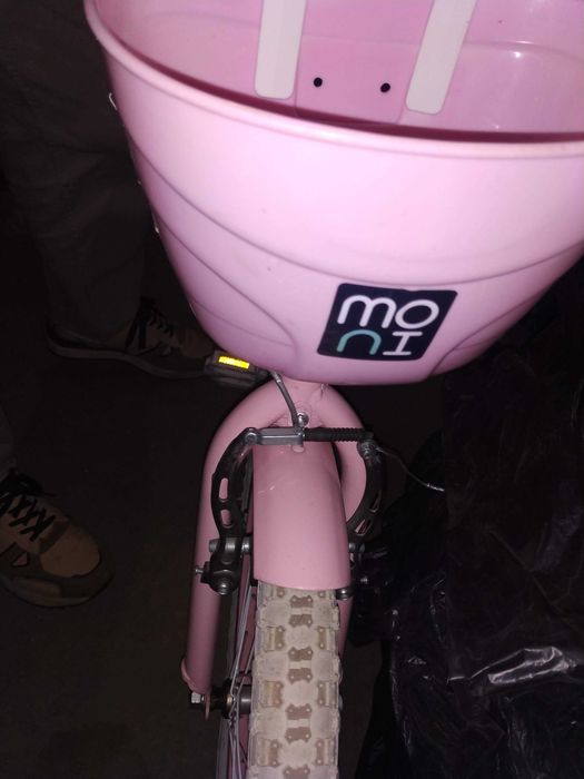 Розово детско колело,почти ново