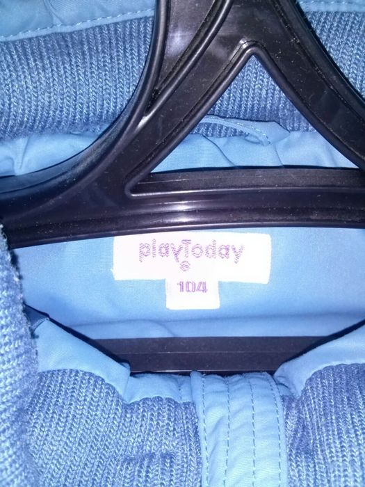 Продам комплект куртку+брюки для мальчиков