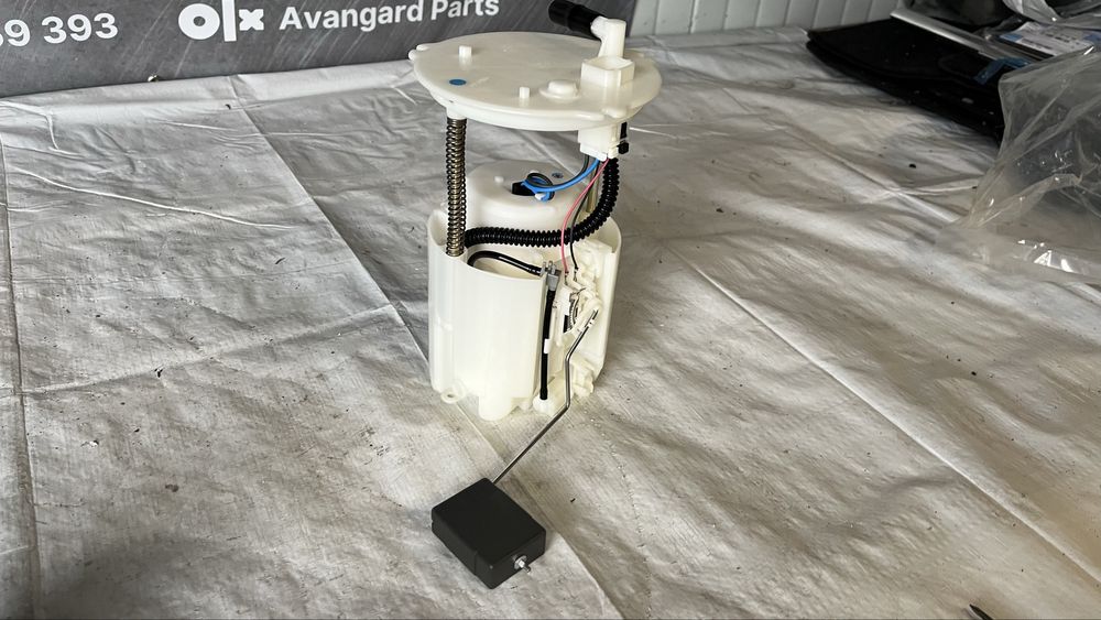 Горивна помпа Mazda Premacy