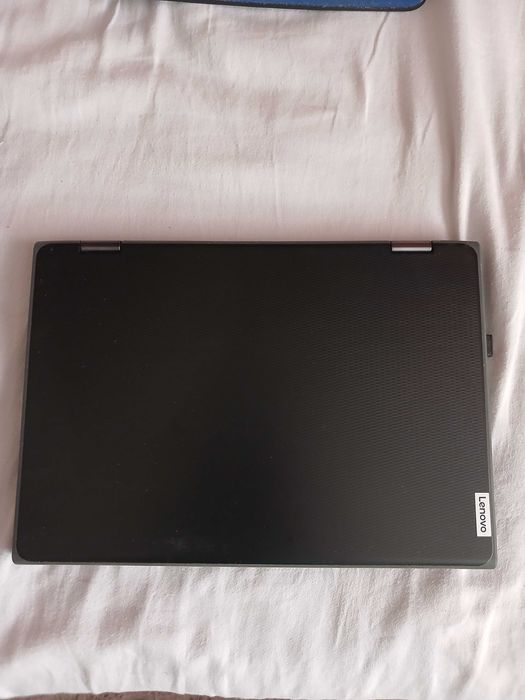 Лаптоп Lenovo таблет