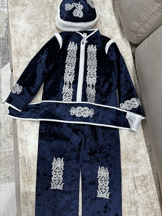 Продам национальный костюм