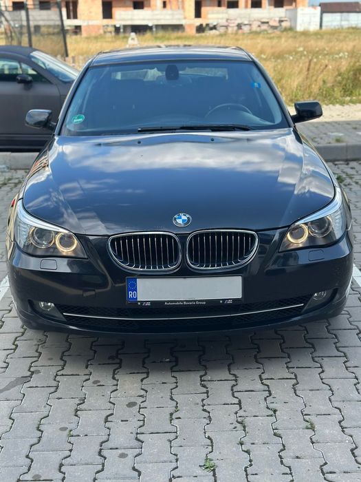 BMW Seria 5 Vând BMW 530d E60 LCI, facelift, fabricație 2009, cutie automată.