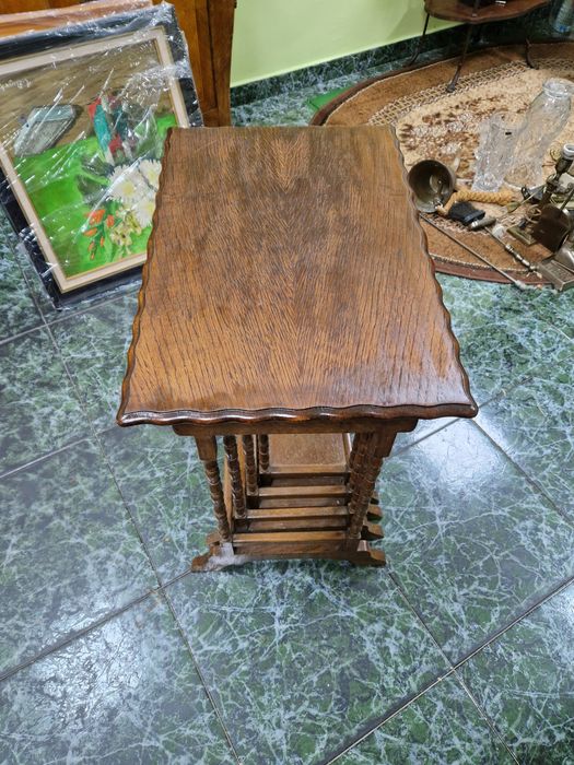 Прекрасен к-т антикварни маркови масички 4 броя