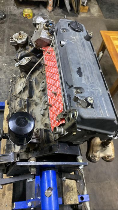 Продам двигатель мерседес 124 2.3 обьем