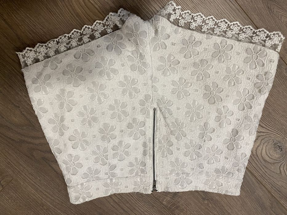 Два чифта къси гащи