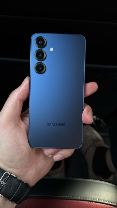 Samsung s25, синего цвета