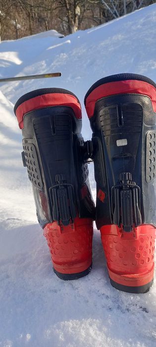 Vând Clăpari de tură 41-42