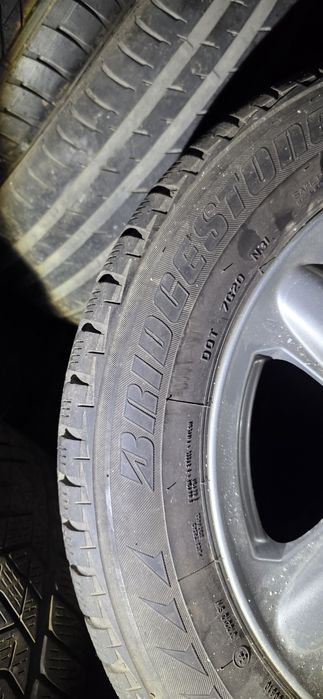 Гуми 4бр 205/60/16 - 1бр  - 59лв