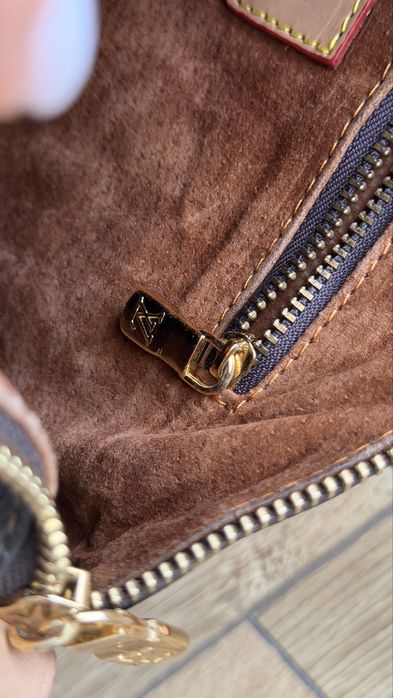 Geanta Louis vuitton Foarte frumoasa