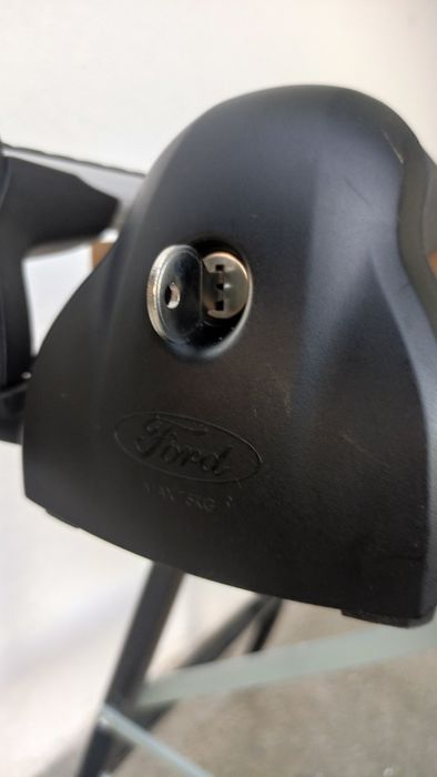 Ford Focus Багажник за покрив (напречни греди, рейлинг, релси)