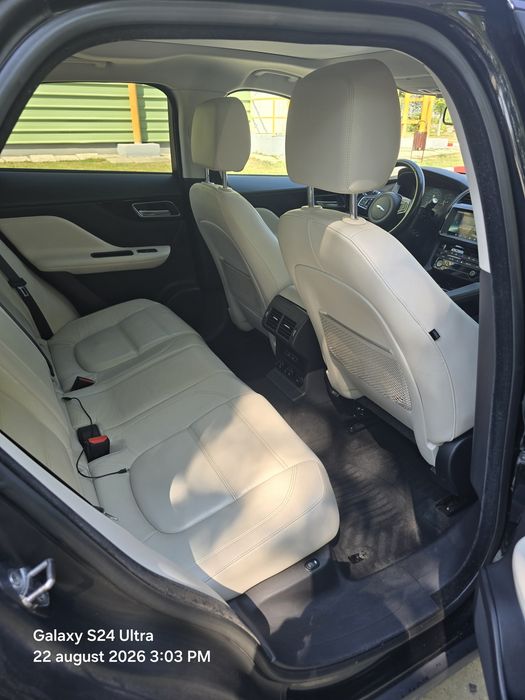 Jaguar F Pace 3.0