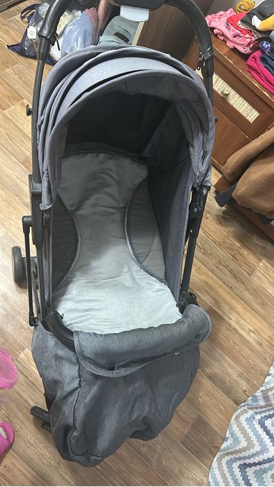 Продам детскую коляску