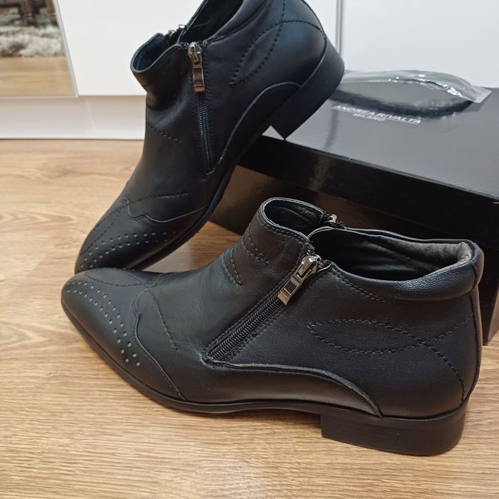 Мъжки официални боти естествена кожа