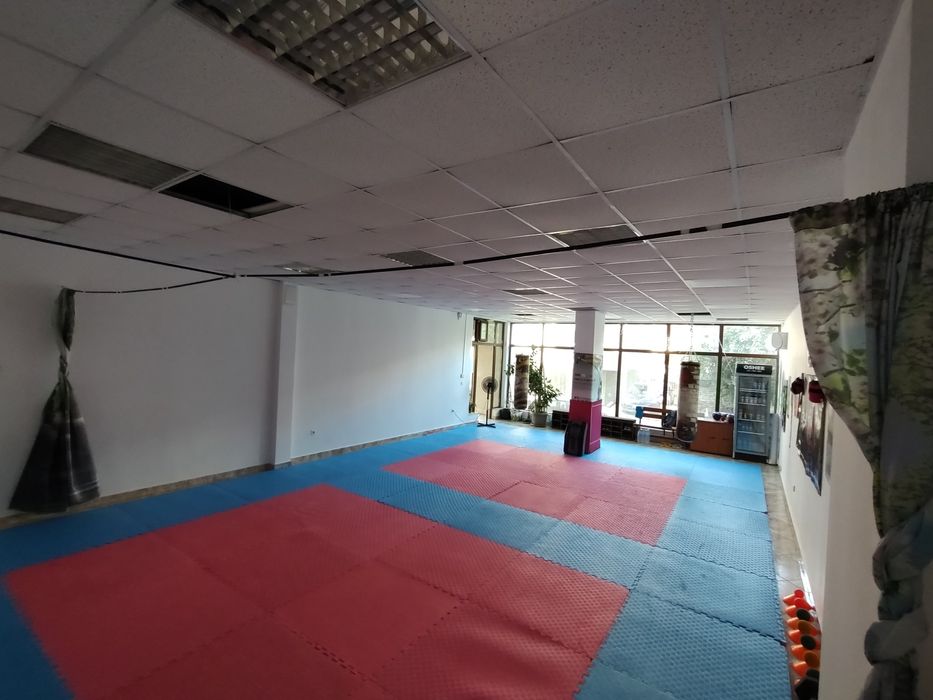 Зала под наем почасово за спорт