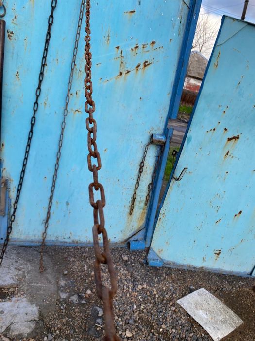 Продаю цепи.