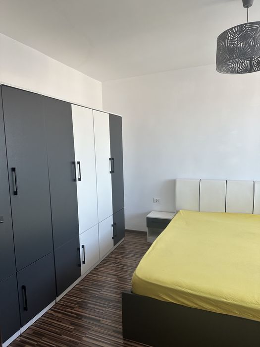 Dau in chirie apt 2 camere Oradea