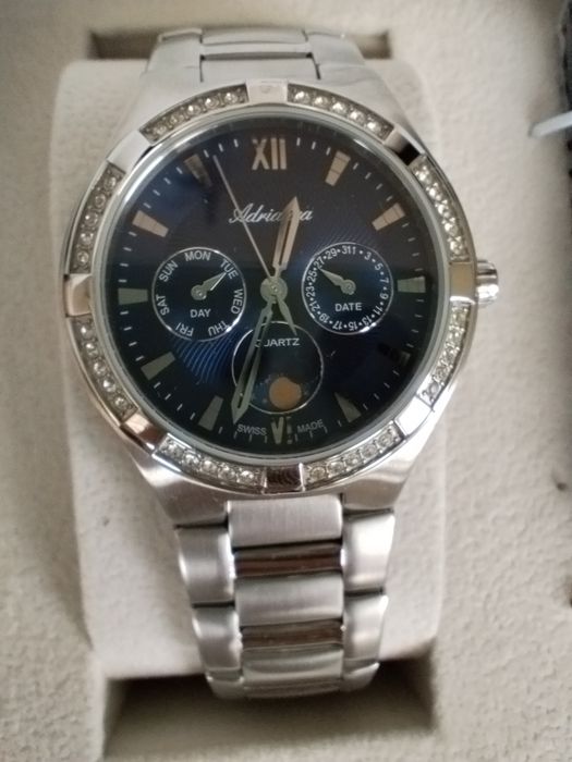 Дамски нов часовник Adriatica