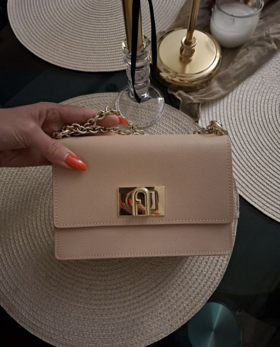 Оригинална чанта Furla
