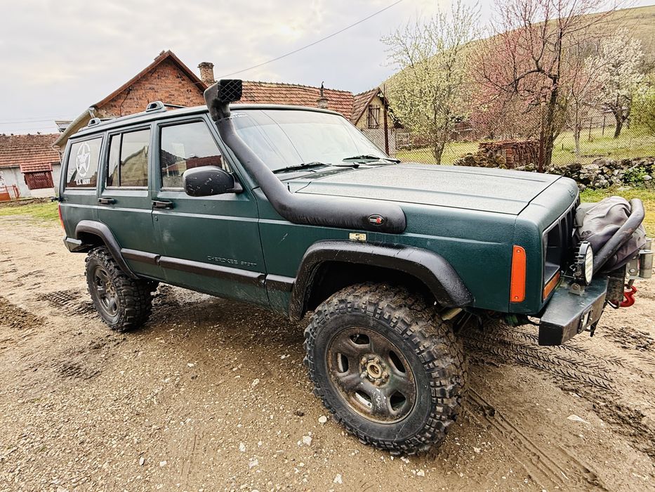 Jeep cherokee XJ - 2,5 diesel
