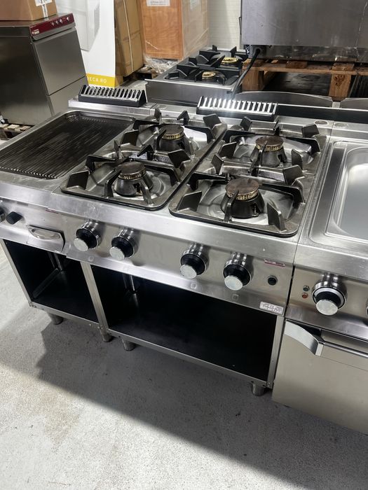 Linie gatit MBM Italia - seria 700 - un aragaz - 2 grill -2 bain marie