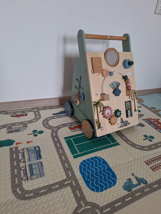 Мултифункционална дървена количка за прохождане