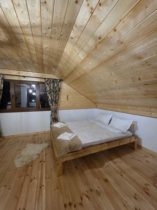 Închirieri cabane la  munte