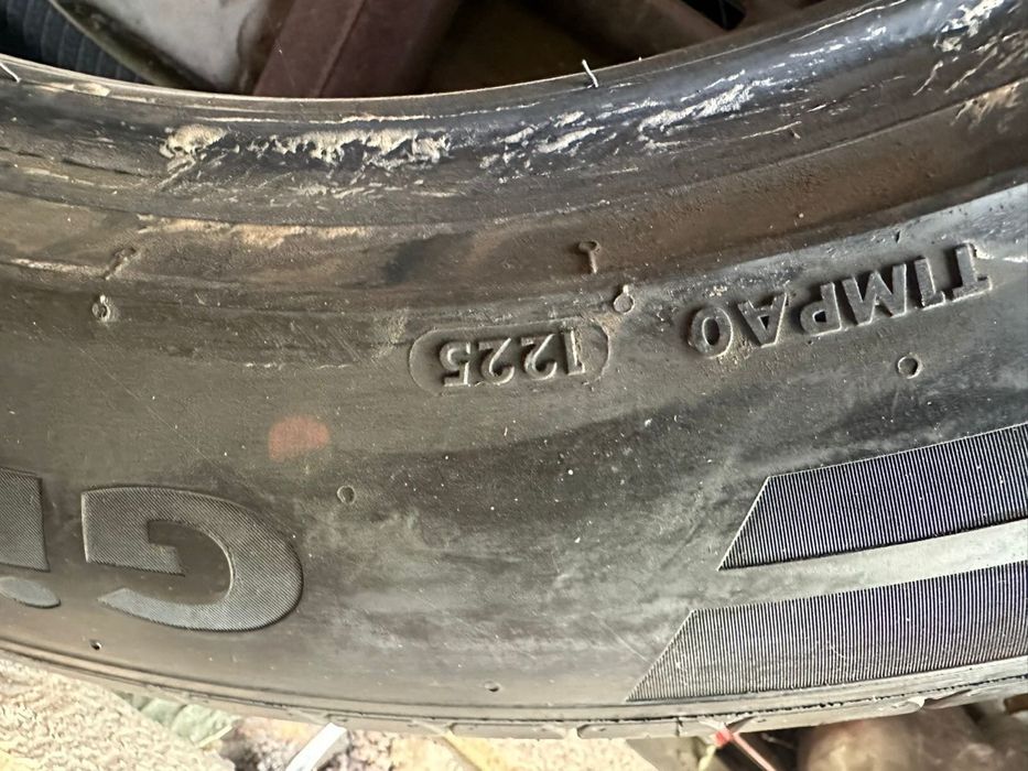 Продам шины 255 55 R20