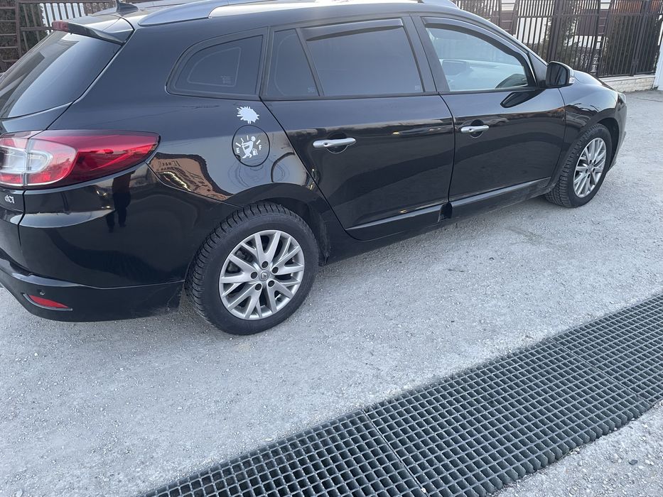 Vând renault megane 3