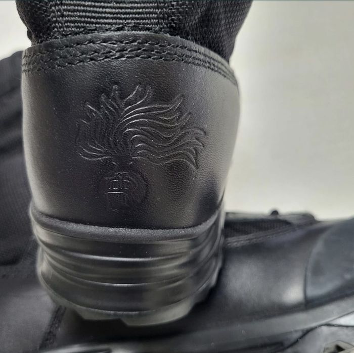 Ghete noi antifoc piele 38