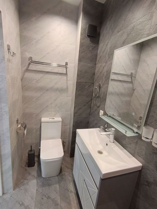 Продается своя полноценная 2-х комнатная квартира на 1 этаже!