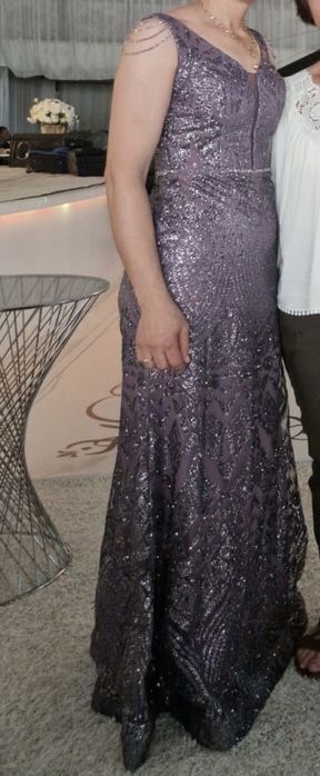 Официална лилава рокля