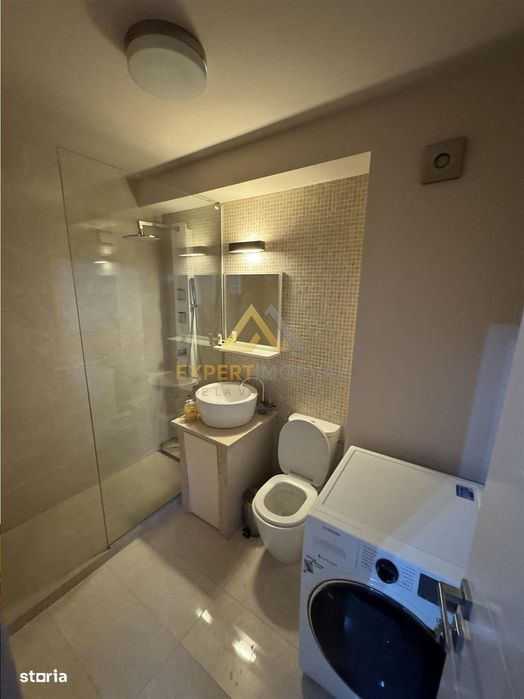 Penthouse De Vanzare  Langa Hotel Europa