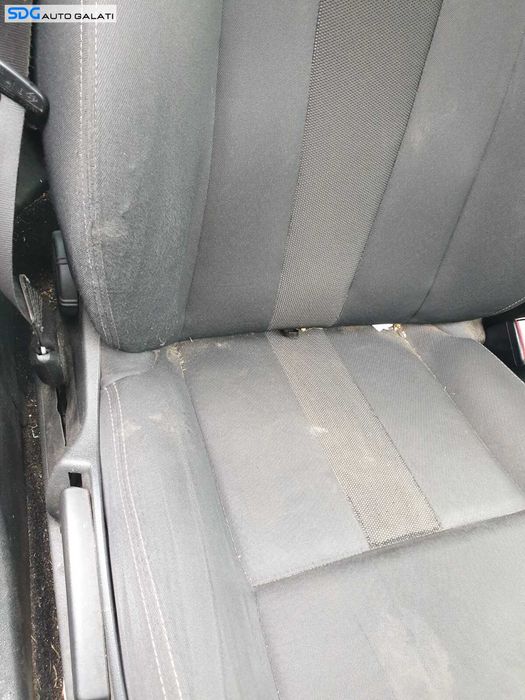 Scaun Dreapta Fata Pasager Textil Fara Incalzire Renault Megane 3 2008 - 2015 [C2173]