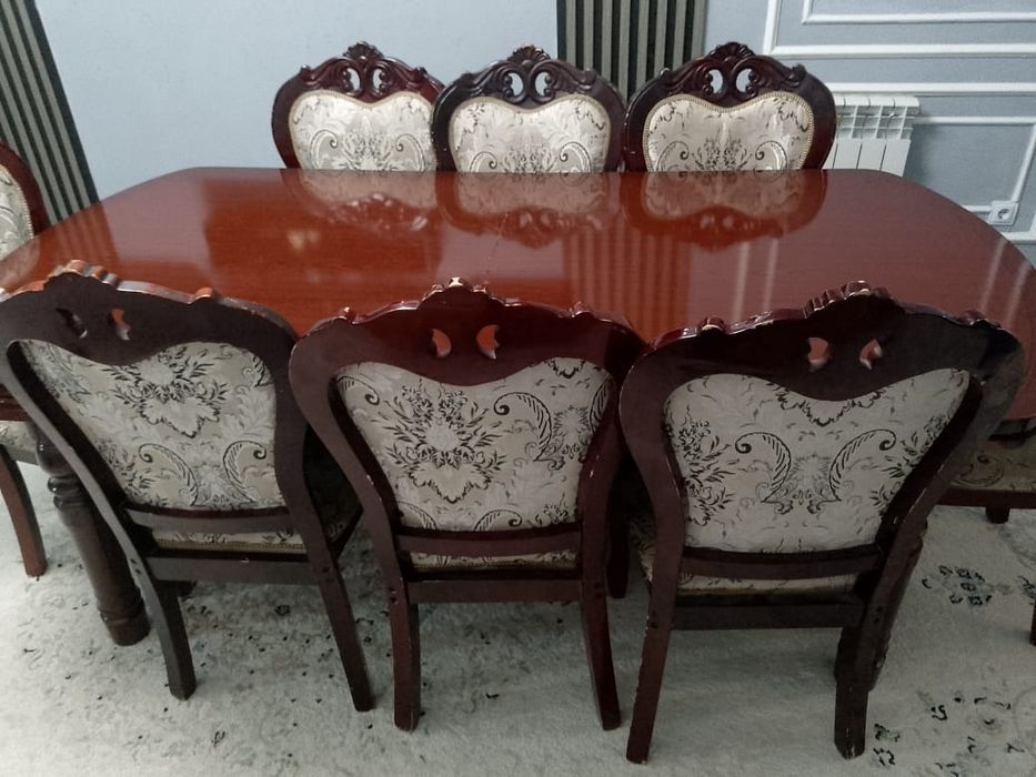 Продам стол трансформер , вместе сол стульями