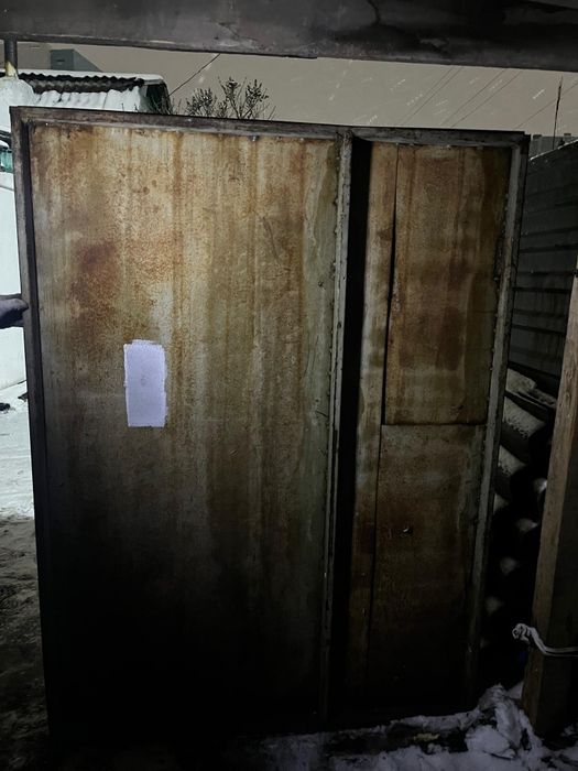 Продам ворота металлические